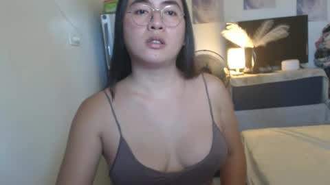 Snapshot of goldbella_ chatting on April 29, 2026, 2:04 am bella online show from April 29, 2026, 2:04 am