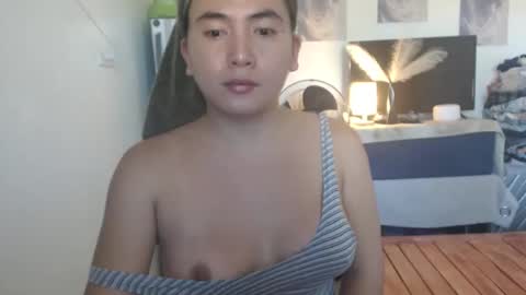 Snapshot of goldbella_ chatting on May 5, 2026, 5:26 am bella online show from May 5, 2026, 5:26 am