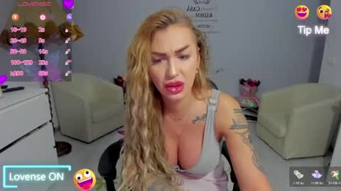 Nicole.. online show from March 23, 2026, 3:21 am