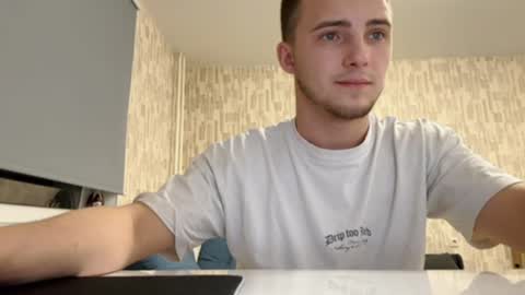 Golden boyyy21 online show from January 22, 2025, 5:28 pm