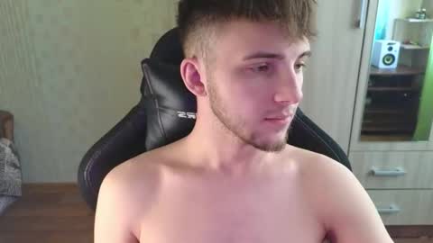 Golden boyyy21 online show from March 22, 2026, 9:13 am