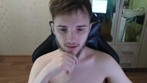 Golden boyyy21 online show from April 25, 2026, 6:27 pm