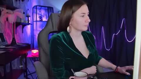 Snapshot of golden_dragones chatting on May 17, 2026, 9:28 am Gloria online show from May 17, 2026, 9:28 am