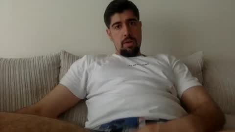 Snapshot of goldenglove35 chatting on May 4, 2026, 9:27 am Golden-Glove online show from May 4, 2026, 9:27 am
