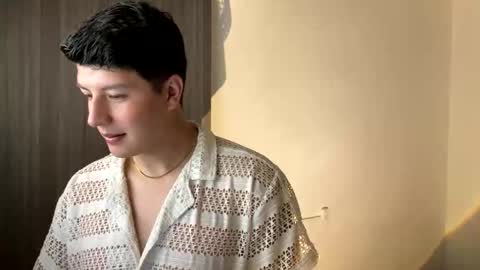 goldenknight33 online show from November 11, 2025, 4:40 pm