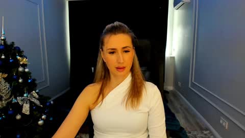 Olivia online show from January 10, 2025, 10:17 am