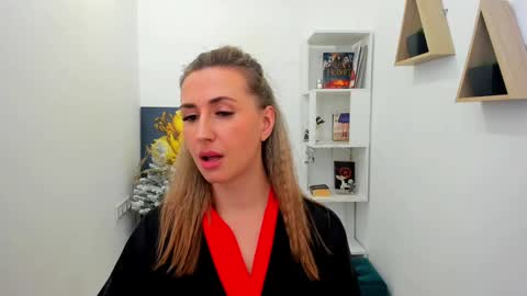 Olivia online show from January 10, 2025, 1:20 pm