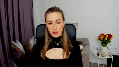 Olivia online show from March 8, 2025, 6:26 pm