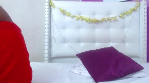 Snapshot of goldenn_ass1 chatting on October 21, 2025, 9:26 pm goldenn_ass1 online show from October 21, 2025, 9:26 pm