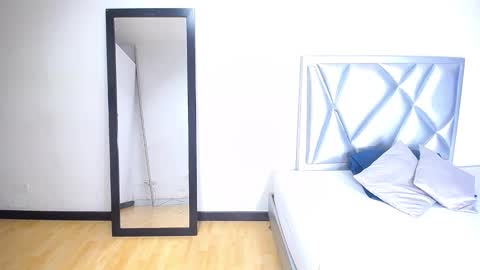 goldenn_ass1 online show from December 18, 2025, 3:56 am