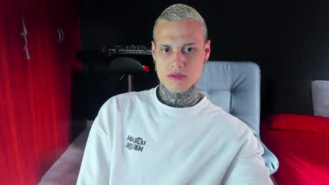 Stiv online show from March 29, 2026, 1:55 pm