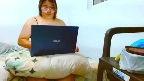 gonul aslanbey online show from October 14, 2025, 12:44 am