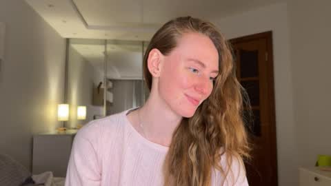 Polly online show from January 17, 2026, 3:50 pm