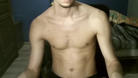 Snapshot of goodboy146 chatting on December 19, 2025, 5:53 pm Goodboy online show from December 19, 2025, 5:53 pm