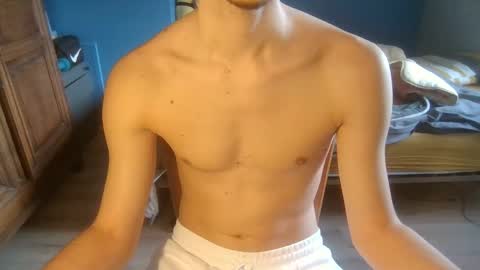 Snapshot of goodboy146 chatting on February 4, 2026, 4:13 pm Goodboy online show from February 4, 2026, 4:13 pm