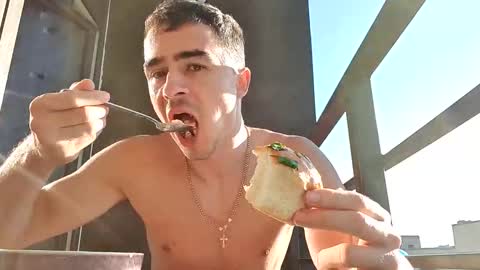 goodgg229975 online show from September 23, 2025, 1:47 pm