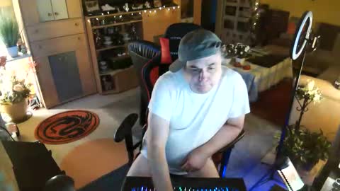 google5001 online show from September 14, 2025, 4:55 am