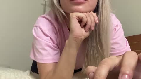 Victoria online show from June 25, 2026, 5:39 pm