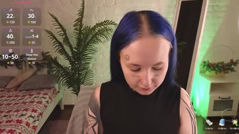 Snapshot of goth_babydoll chatting on January 2, 2025, 1:19 pm Benny online show from January 2, 2025, 1:19 pm