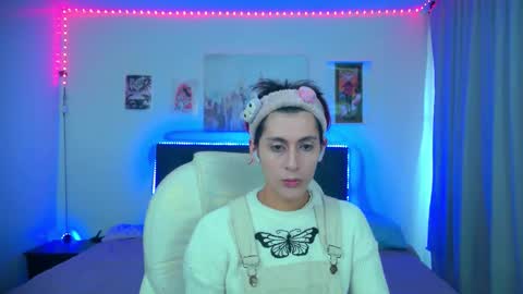 goth_minerva online show from February 25, 2026, 1:43 pm