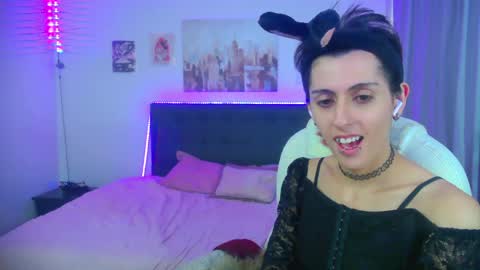 goth_minerva online show from April 14, 2026, 1:50 pm