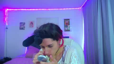 goth_minerva online show from April 17, 2026, 1:58 pm