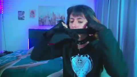 goth_minerva online show from June 24, 2026, 1:32 pm