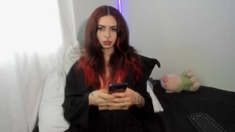 Snapshot of goth_ru chatting on December 31, 2024, 8:12 pm Russ online show from December 31, 2024, 8:12 pm