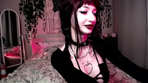 Snapshot of gothdesss chatting on December 24, 2024, 1:59 am    online show from December 24, 2024, 1:59 am