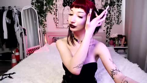 Snapshot of gothdesss chatting on February 9, 2025, 7:38 am    online show from February 9, 2025, 7:38 am