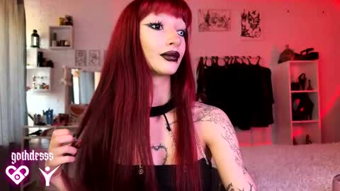 Snapshot of gothdesss chatting on October 18, 2025, 5:54 am    online show from October 18, 2025, 5:54 am