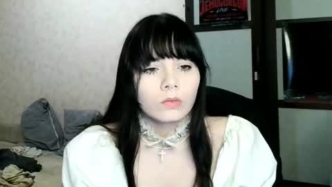 gothickq online show from June 25, 2026, 6:34 pm