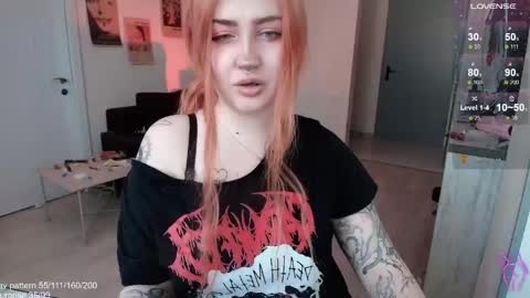 Snapshot of gothkittys chatting on April 29, 2026, 12:20 pm traumfrau Kira angel face devil eyes I SELL A LOT VIDEO IN GALLERY online show from April 29, 2026, 12:20 pm