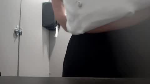 gotsum4u001 online show from February 13, 2025, 4:39 pm