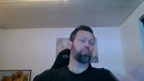 Snapshot of gottalop chatting on February 22, 2026, 8:40 pm gottalop online show from February 22, 2026, 8:40 pm