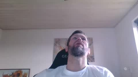 Snapshot of gottalop chatting on March 1, 2026, 12:18 pm gottalop online show from March 1, 2026, 12:18 pm