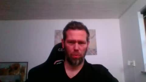 Snapshot of gottalop chatting on March 18, 2026, 5:49 pm gottalop online show from March 18, 2026, 5:49 pm