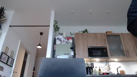 Mister Blue online show from October 6, 2025, 8:45 am