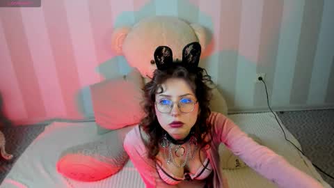 Grace online show from November 22, 2025, 9:03 pm