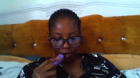 graceessy online show from November 28, 2025, 11:02 am