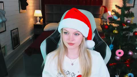 Snapshot of graceglamour chatting on December 17, 2024, 8:23 am Grace Glamour online show from December 17, 2024, 8:23 am