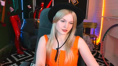 Snapshot of graceglamour chatting on December 23, 2024, 8:33 am Grace Glamour online show from December 23, 2024, 8:33 am