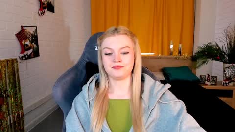 Snapshot of graceglamour chatting on December 28, 2024, 11:30 am Grace Glamour online show from December 28, 2024, 11:30 am