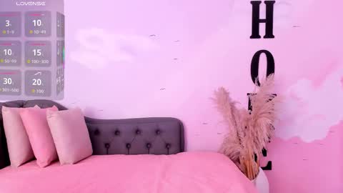 Grace online show from November 30, 2025, 1:15 pm