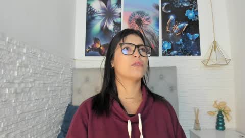 Gracey Milf online show from January 4, 2025, 11:00 am