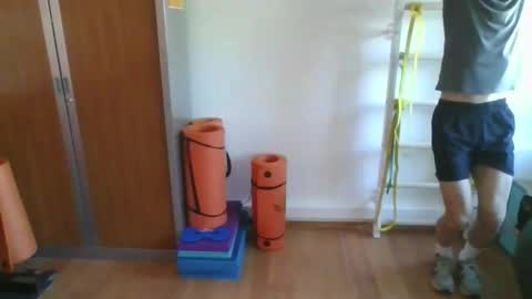 grandbi online show from April 9, 2026, 9:36 am