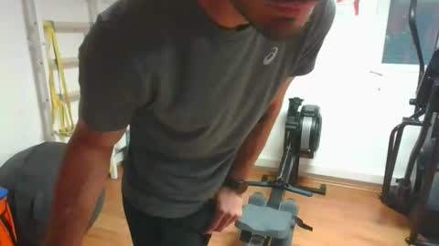 grandbi online show from April 24, 2026, 2:08 pm