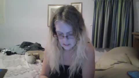 Granny Low online show from February 4, 2025, 3:00 am