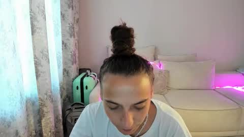 Anna online show from March 30, 2026, 2:01 am