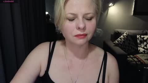 Ray online show from February 26, 2025, 8:11 pm